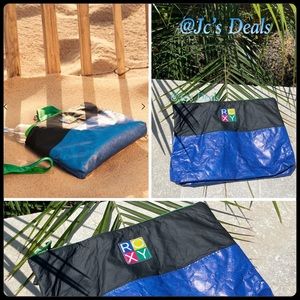🌴 Roxy Cloudy Mind Beach Pouch bag 🌴